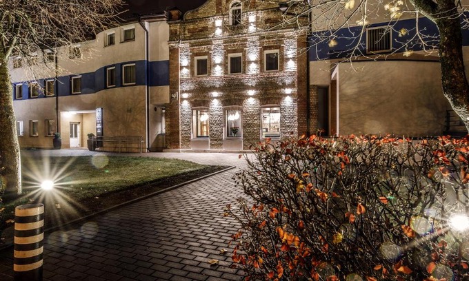 Siauliai Hotel | Discover Hotel Tomas: Pet-Friendly Stay with Great Reviews