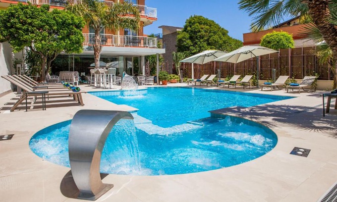 Diano Marina Hotel | Relaxing Hotel Torino Wellness & Spa with Oceanfront Views