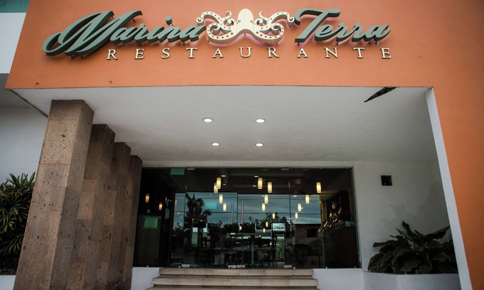 Ciudad Madero Hotel | Experience Hotel Tres Soles: 10/10 Reviews & Pool Access
