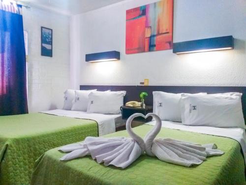 Centro Hotel | Budget-Friendly Hotel Trevi: Child-Friendly & Accessible Stay