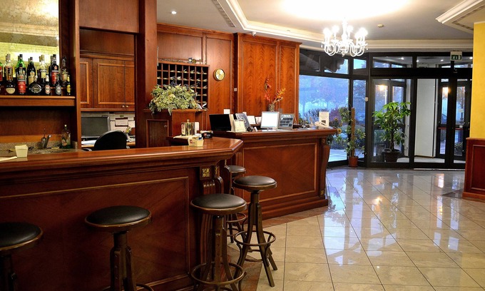 Cade-Gaida Hotel | Inviting Hotel Tricolore: Spa, Hot Tub & Family-Friendly