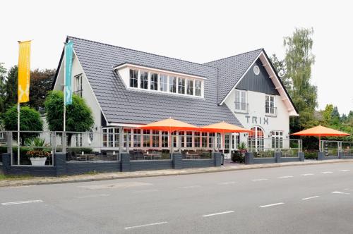 Municipality of Arnhem Hotel | Stylish Hotel Trix: Family-Friendly with Breakfast Included