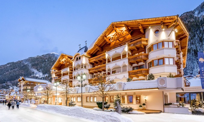 Ischgl Hotel | Elegant Hotel Trofana Royal: Amenities for Ultimate Relaxation