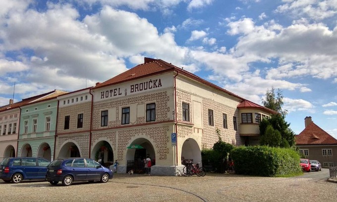 Nove Mesto nad Metuji Hotel | Pet-Friendly Hotel U Broucka - Rated 9/10 by Guests