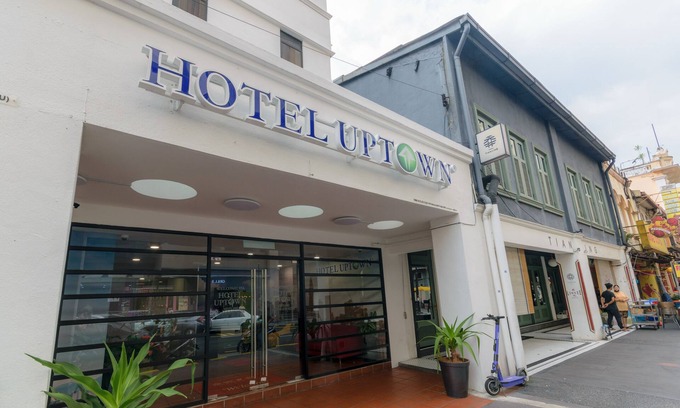 Chinatown Hotel | Budget-Friendly Hotel Uptown Chinatown with Breakfast