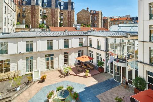 Montparnasse Hotel | Relax at Hotel Vacances Bleues Villa Modigliani, Family-Friendly