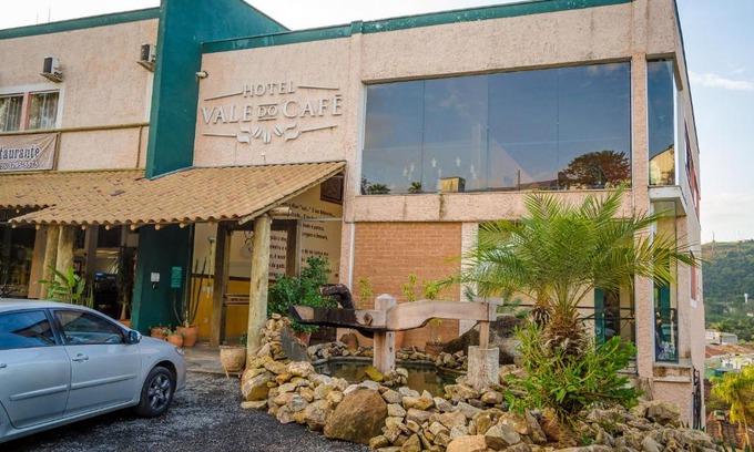 Machado Hotel | Discover Hotel Vale do Café: Family-Friendly & Pet Welcome