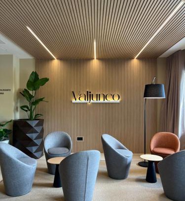 Valencia de Don Juan Hotel | Discover Oceanfront Bliss at Hotel Valjunco - Rated 8.2/10