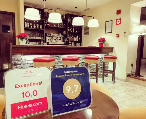 Sallent de Gallego Hotel | Discover Hotel Valle De Izas: Rated 9.3 with Hot Tub & Dining