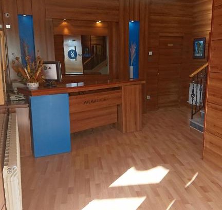 Villar de Olalla Hotel | Discover Hotel Valmar: Rated 9/10 with Family-Friendly Perks