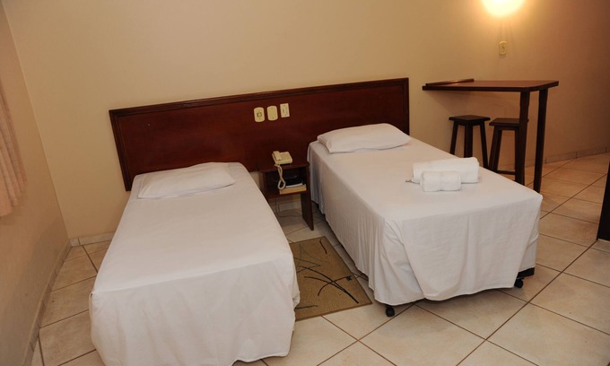 Araraquara Hotel | Budget-Friendly Hotel Varandas Araraquara with Kitchen & Breakfast