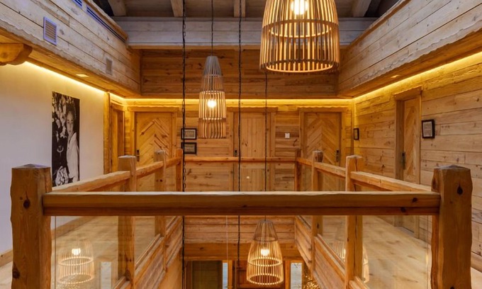 Larrede Hotel | Elegant Hotel Viñas de Lárrede: Guest Rated 9.8 with Spa & Pool