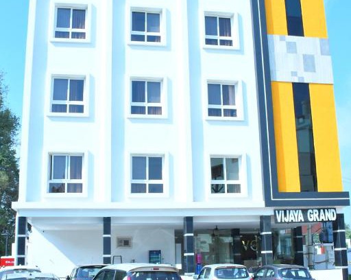Srikalahasti Hotel | Pet-Friendly Stay at Hotel Vijaya Grand with Great Reviews