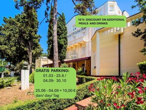 Crikvenica Hotel | Family-Friendly Stay at Hotel Vila Ružica with Breakfast