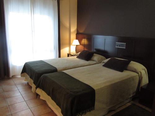 Utrillas Hotel | Discover Hotel Villa de Utrillas: Family-Friendly Retreat