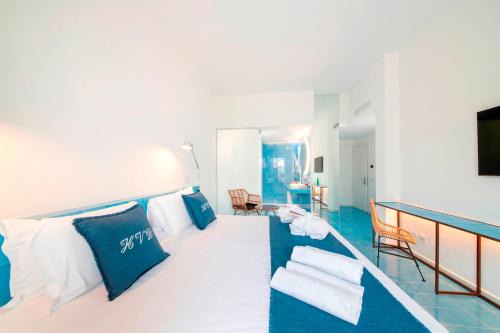 Ischia Porto Hotel | Relax at Hotel Villa Durrueli Resort & Spa with Ocean Views