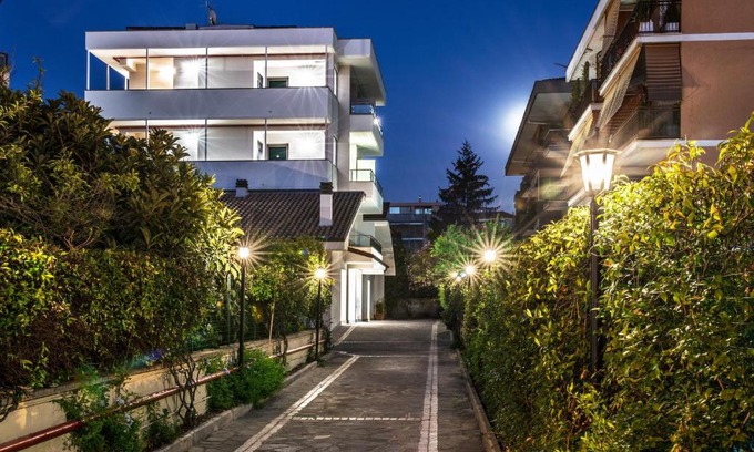 Ciampino Hotel | Inviting Hotel Villa Giulia: Family-Friendly & Accessible