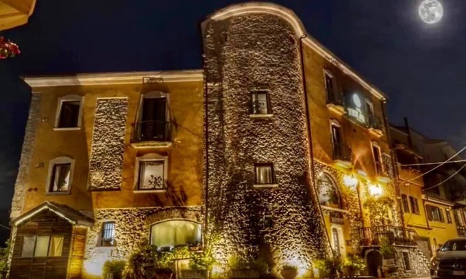 Atena Lucana Hotel | Explore Hotel Villa Torre Antica: 4-Star Comfort Awaits