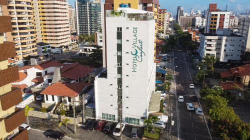 Manaira Hotel | Top-Rated Hotel Village Confort with Inviting Hot Tub