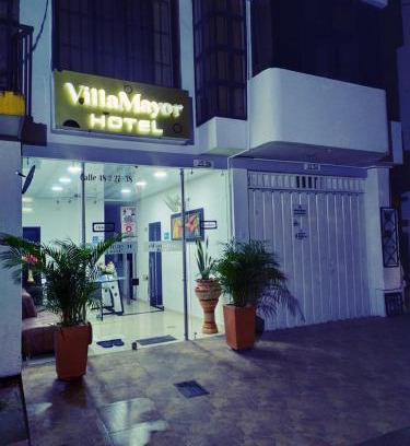 Bucaramanga Hotel | Pet-Friendly Hotel Villamayor Cabecera with Breakfast Included