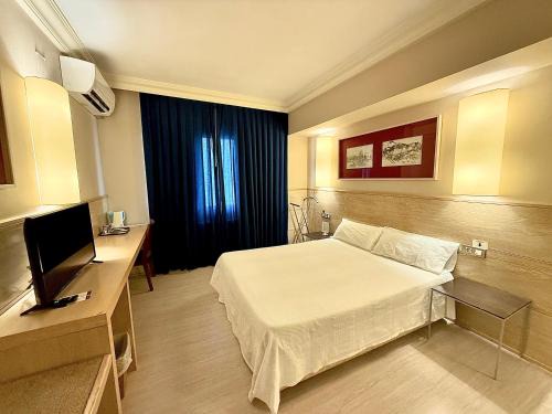 Arnedo Hotel | Discover Comfort at Hotel Virrey with Pet-Friendly Amenities