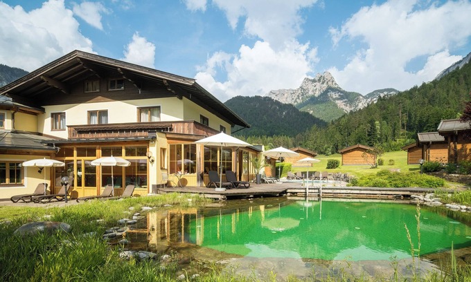 Unken Hotel | Relaxing Retreat at Hotel Vitaloase zu den drei Brüdern