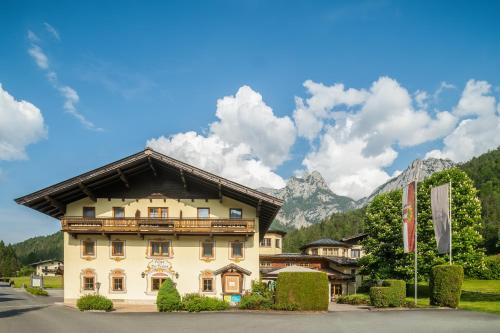 Unken Hotel | Relaxing Oceanfront Retreat at Hotel Vitaloase zu den drei Brüdern