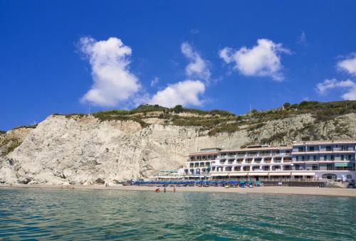 Succhivo Hotel | Relax at Hotel Vittorio Beach Resort with Oceanfront Bliss