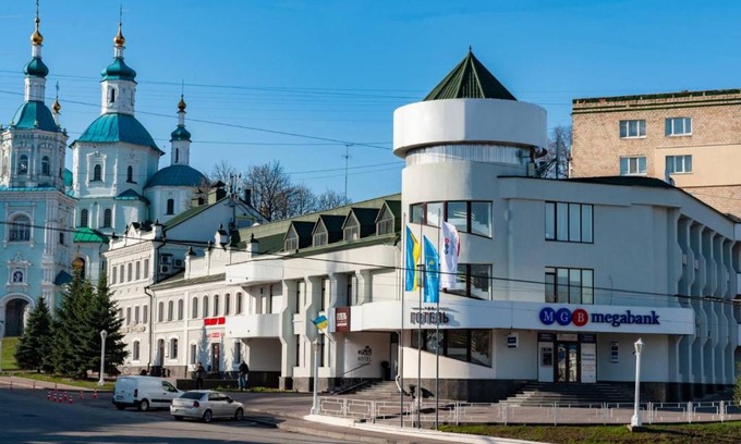 Zarichnyi District Hotel | Budget-Friendly Hotel Voskresensky: Pet & Child Friendly