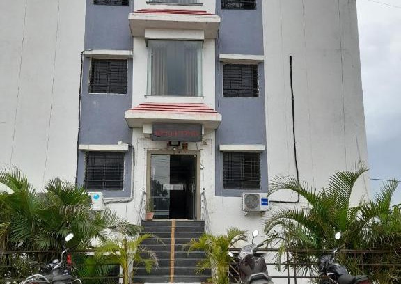 Ranjangaon Hotel | Comfortable Stay at Hotel Vrundavan - Family Friendly Amenities