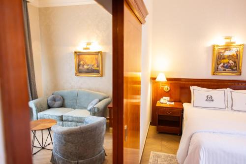 Osijek Hotel | Discover Hotel Waldinger: 4-Star Stay with Hot Tub & Dining