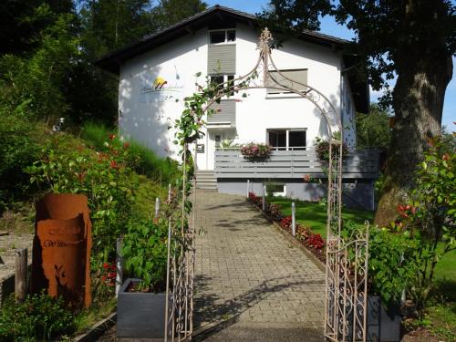 Gernsbach Hotel | Discover Hotel Wanderlust B&B: Pet-Friendly Retreat Rated 9.2