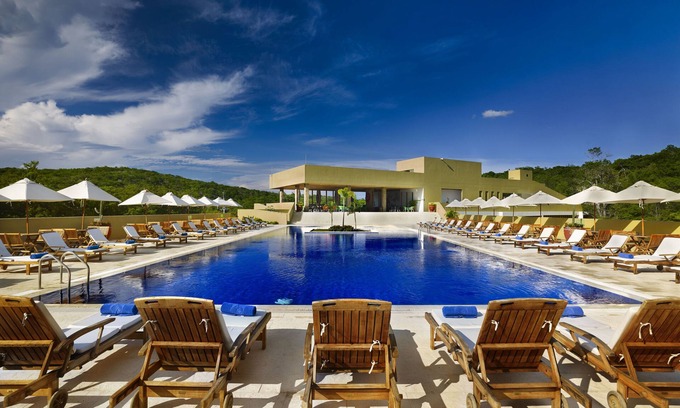 Albania Hotel | Relax at Waya Guajira: 4-Star Hotel with Spa & Pool
