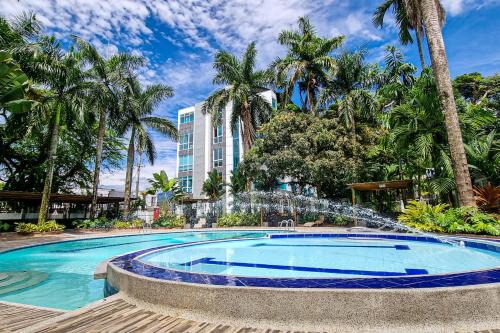 Acacias Hotel | Relax at Hotel Wayra Club: Pet Friendly with Ocean View