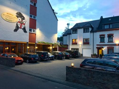 Moselweiss Hotel | Discover Hotel & Weinhaus Zum Schwarzen Bären: Pet-Friendly Stay
