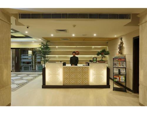 Mahipalpur Hotel | Hotel West End IGI Airport Delhi