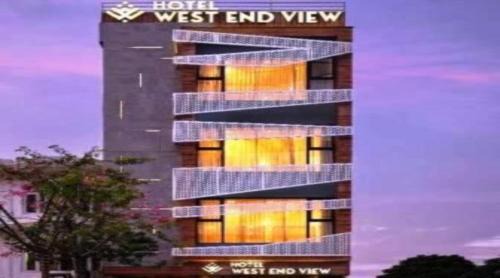 Zirakpur Hotel | Inviting Hotel West End View with Family-Friendly Amenities
