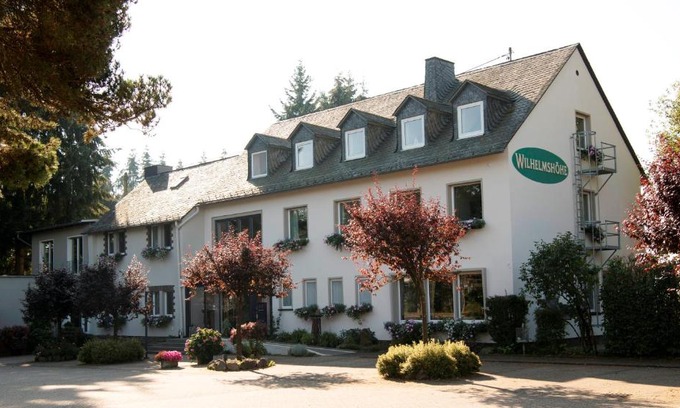 Auderath House | Top-Rated Hotel Wilhelmshöhe Auderath with Family Amenities