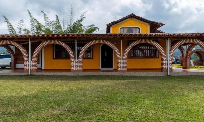 El Penol Hotel | HOTEL WITH POOL IN GUATAPE