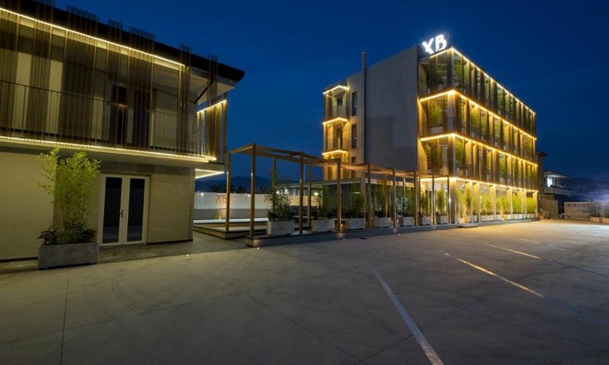 Saviano Hotel | Discover Hotel XBusiness: 4-Star Stay with Hot Tub Access