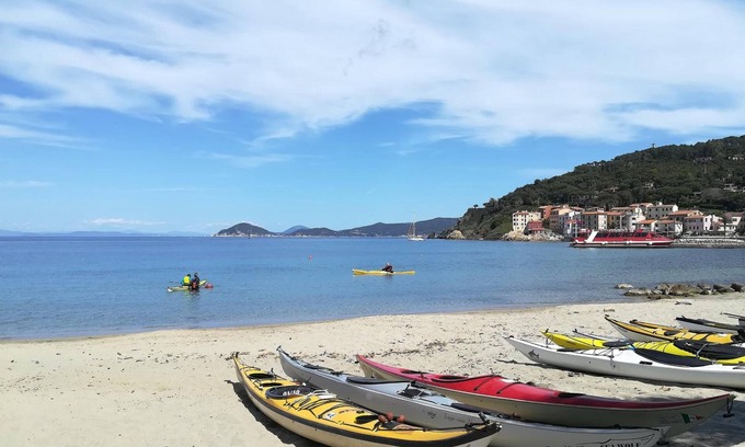 Marciana Marina Hotel | Oceanfront Bliss at Hotel Yacht Club with Spa & Breakfast