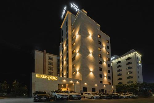 Mokpo Hotel | Discover Hotel Yaja Mokpo Peace Square: Family-Friendly Stay