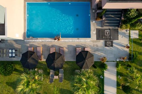 Katerini Hotel | Oceanfront Hotel Yakinthos with Pool & Top Guest Ratings