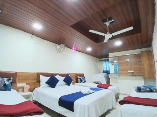 Mahesana Hotel | Budget-Friendly Hotel Yogeshwer with Family Amenities