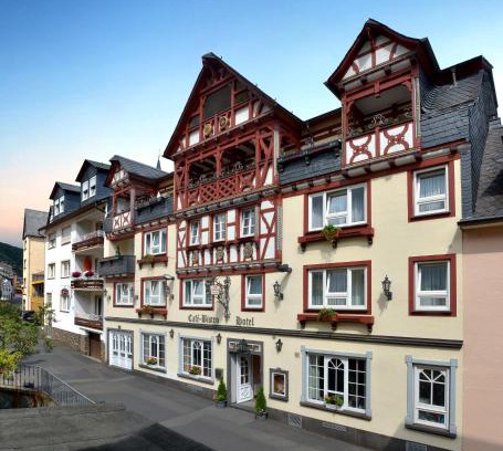 Cochem Hotel | Hotel Zehnthof: Pet-Friendly Getaway with Breakfast Included