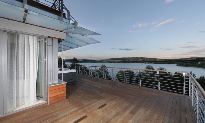 Kvakovce Hotel | Discover Hotel Zelená Lagúna: 4-Star Haven with Spa & Pool