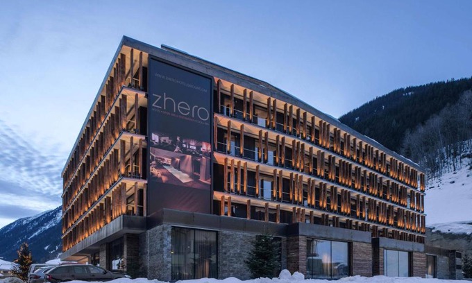 Kappl Hotel | Discover Hotel Zhero – Ischgl/Kappl with Oceanfront Pool