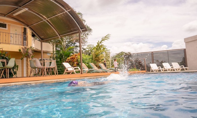 San Isidro de El General Hotel | Discover Hotel Zima: Family-Friendly Retreat with Pool & Spa