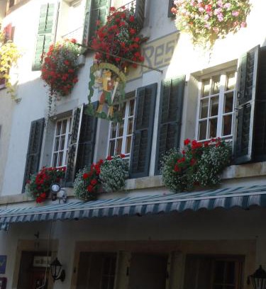 Twann Hotel | Pet-Friendly Getaway at Hotel zum alten Schweizer - 8.5/10