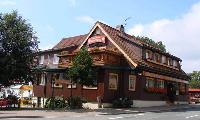 Braunlage House | Pet-Friendly Retreat at Hotel Zur Erholung - Guests Love It!
